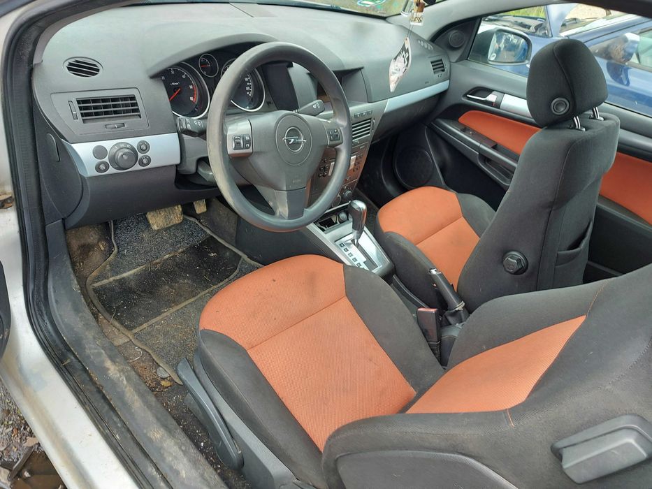 Opel Astra H GTC Z157 lusterko prawe FV transport/dostawa