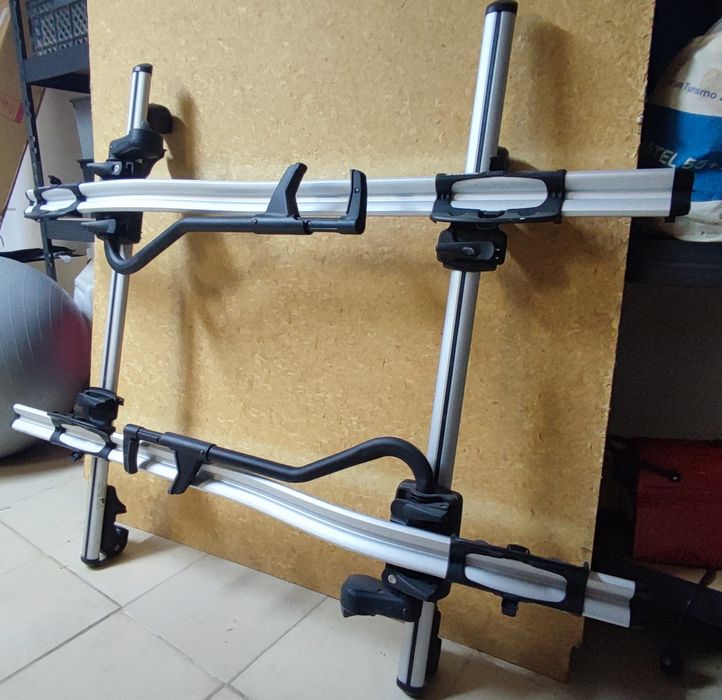 Suporte e barras tejadilho para bicicleta