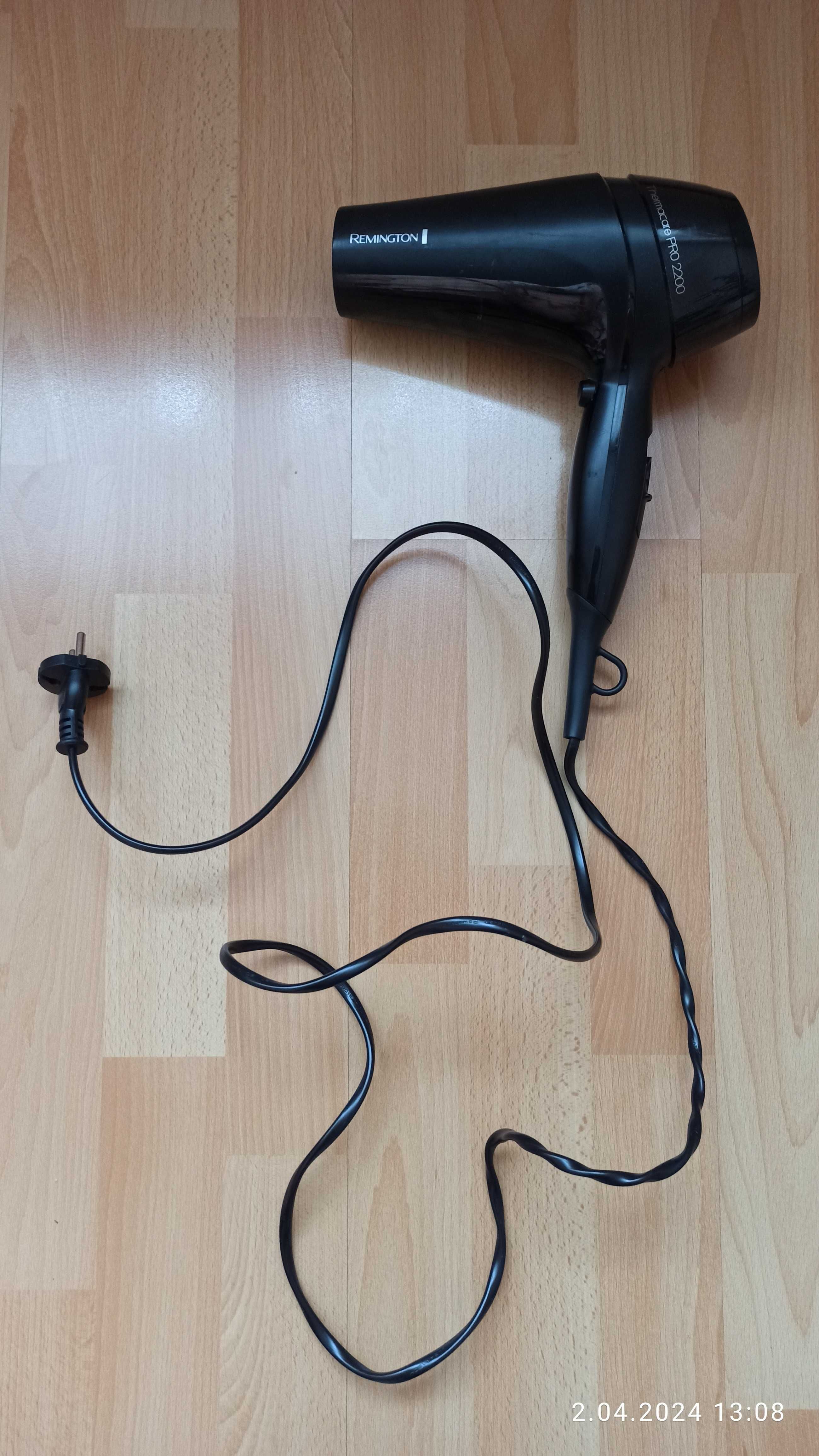 Suszarka do włosów marki Remington Thermacare Pro D5710