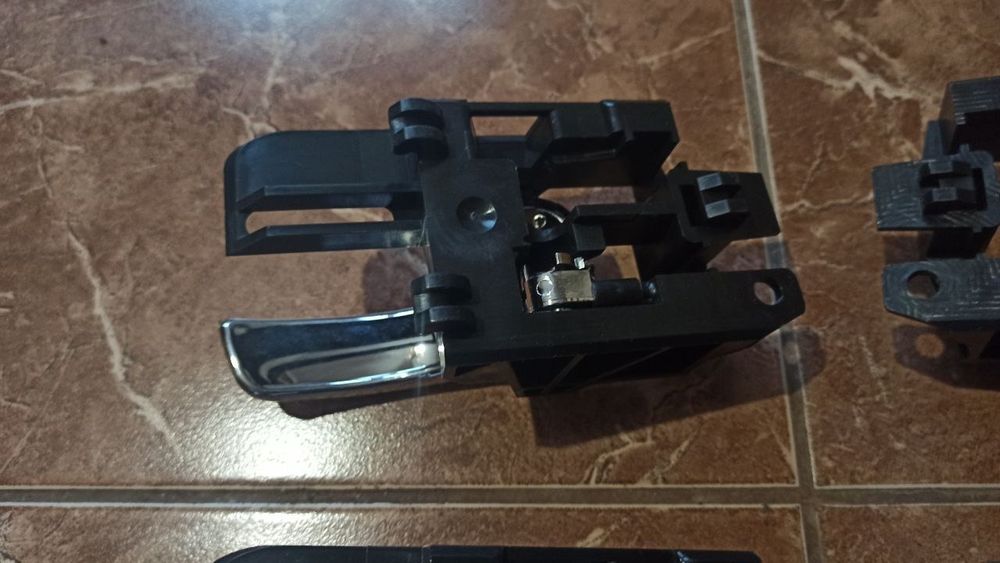 Внутрішня ручка дверна Nissan Qashqai j10 Передня права ліва і задня