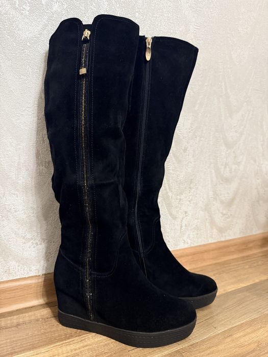 Жіночі натуральні зимові чоботи