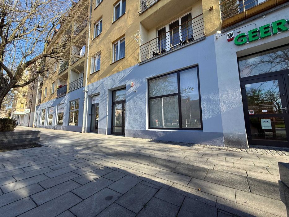 Gotowe od zaraz! | Lokal 75m² | Rynek Ostrowiec Św. | Wyremontowany!