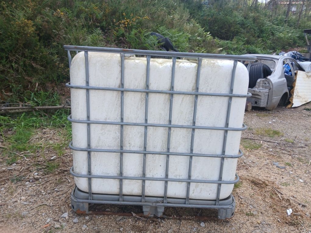 Depósito de 1000 litros