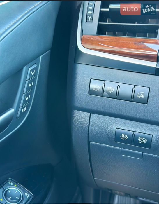 Продам Lexus LX 450d