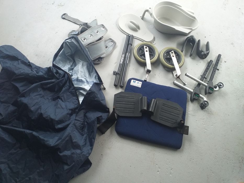 Material para cadeira de rodas e acessórios