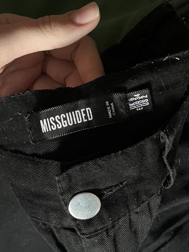 Штани карго від missguided