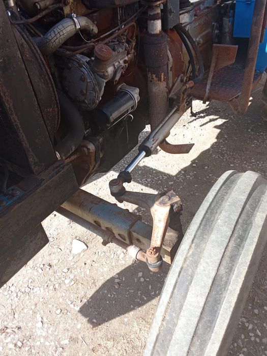Trator Ebro 6040