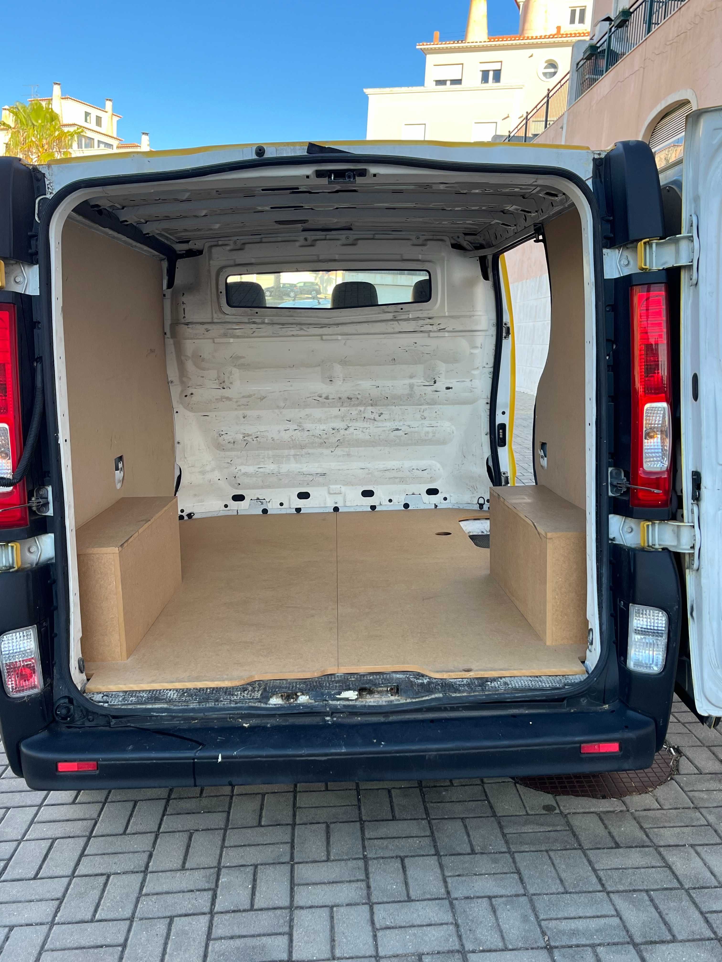 Opel Vívaro 2.0 com 90 cavalos