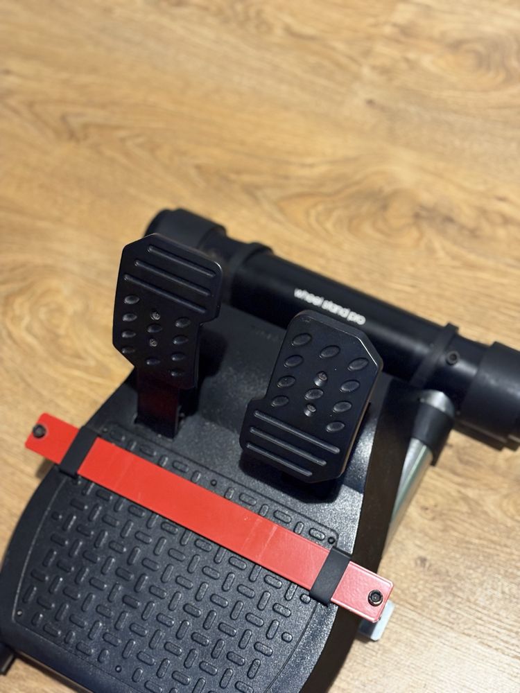Kierownica Thrustmaster T150 Ferrari + stojak whell stand pro