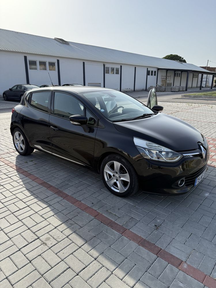Renault Clio 4 1.5 dCi 90 Diesel 90 cv / 66 kW 2012