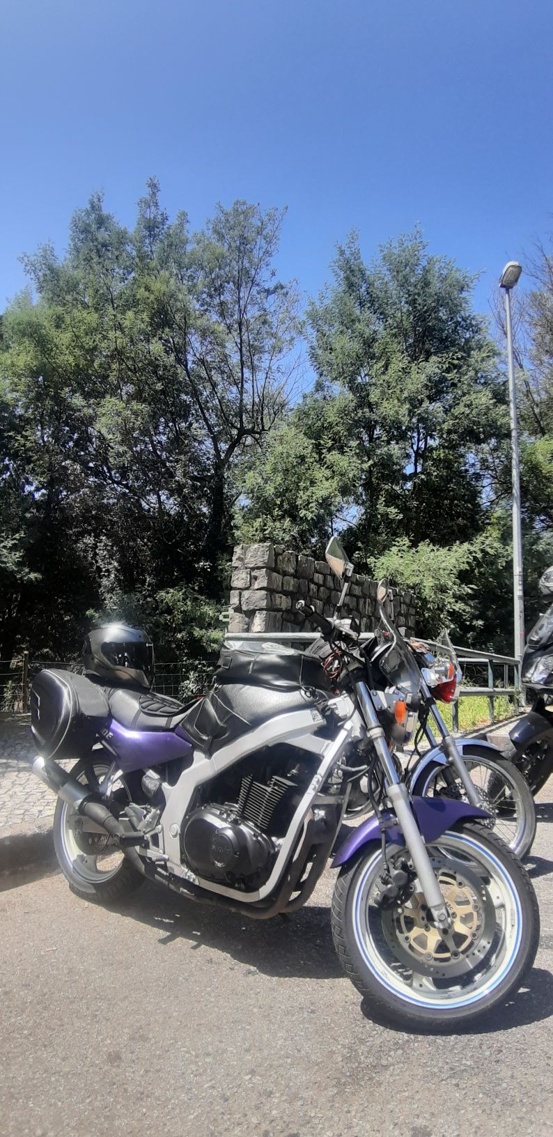 Suzuki GS500E - Só Alegrias