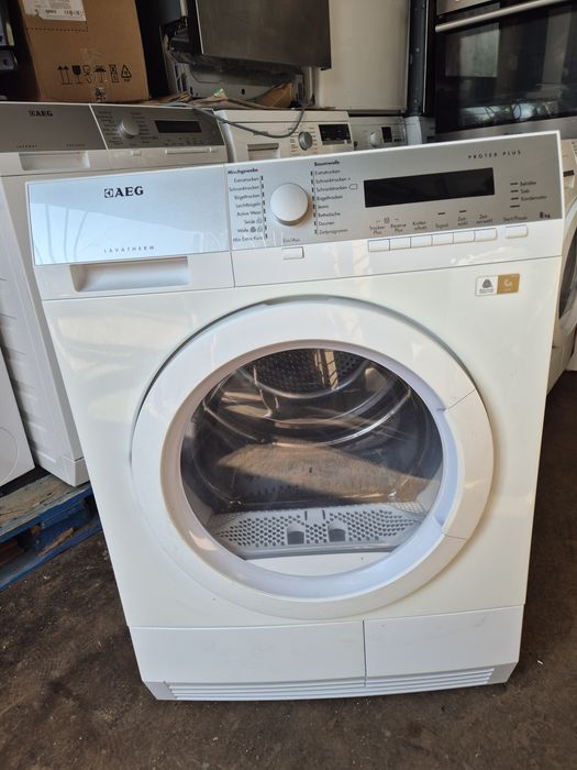 Продам сушильну машину в гарному і охайному стані