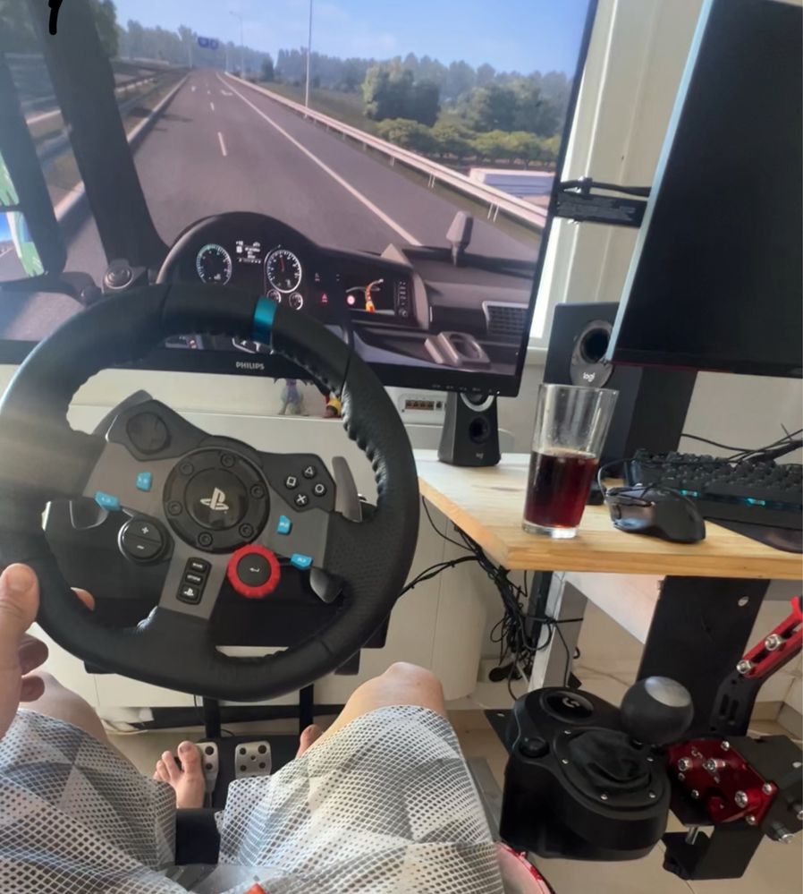 Volante logitech g29 playstation com suportes e travão de mão
