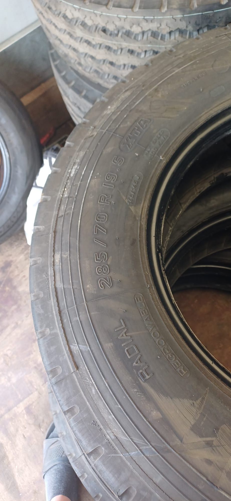 Opony Michelin 285/70 R19.5 jak Nowe wzmocnione zachodnie stan idealny