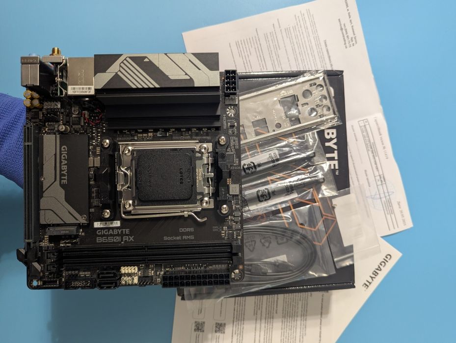 гарантія Gigabyte b650i ax itx