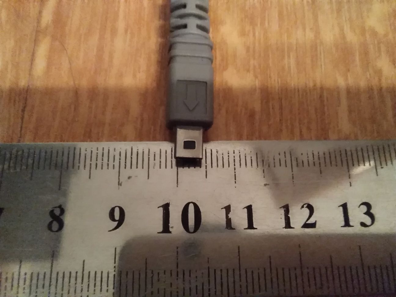 USB  кабель.