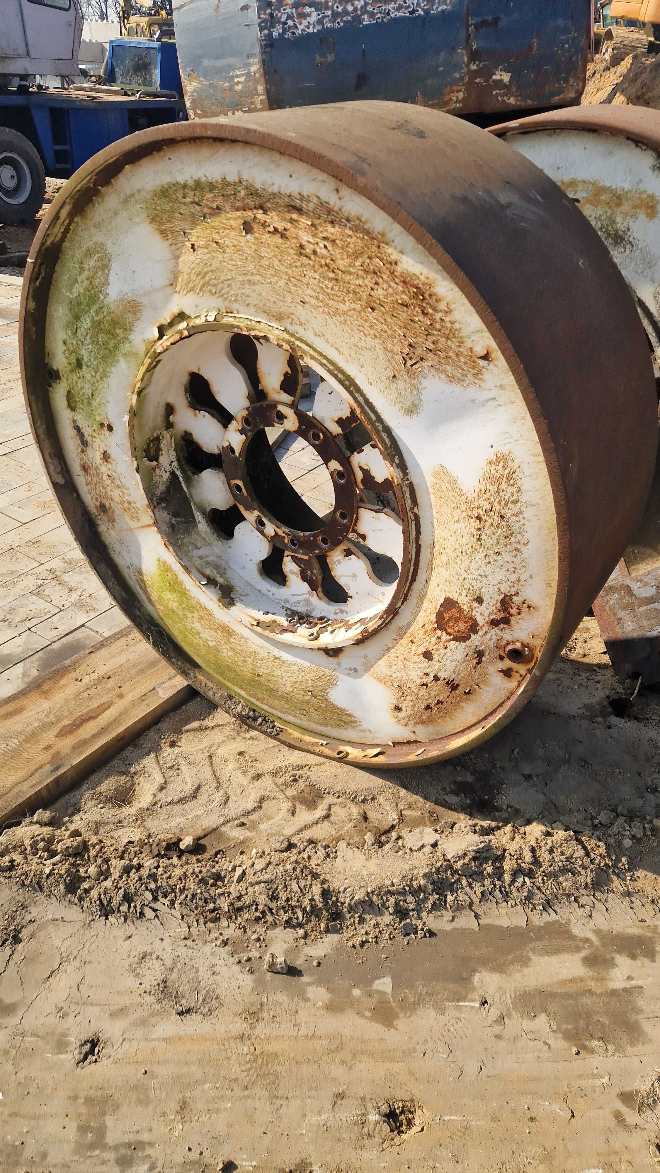 walec wał Dynapac CS141 silnik jazdy napędu hydromotor części