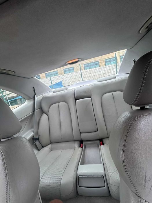 Mercedez com poucos quilómetros