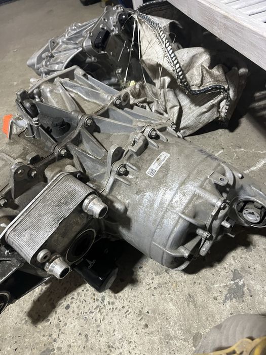 Двигун задній tesla m3