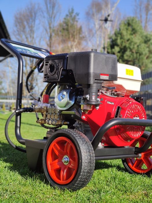 Myjka spalinowa 280 bar Karcher t-racer mosmatic 60'