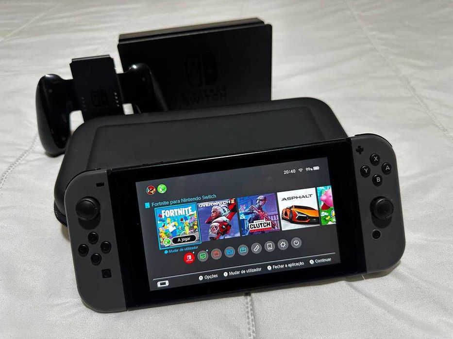 Nintendo Switch + Hoverboard