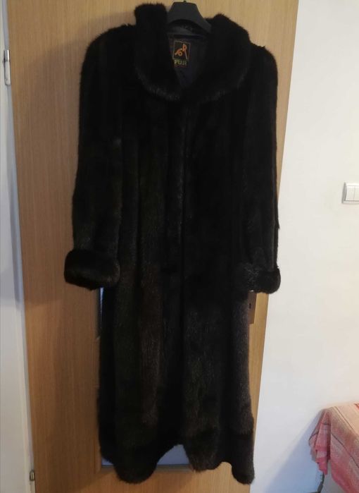 Naturalne futro z dzikich norek - Made in Mongolia - Super stan