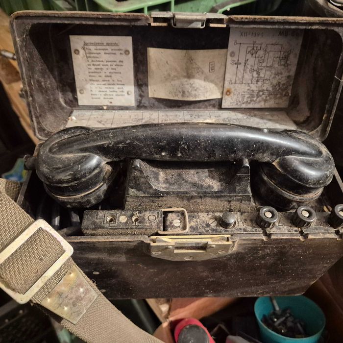 Telefon sztabowy wojskowy