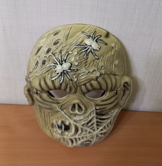 Маска карнавальная