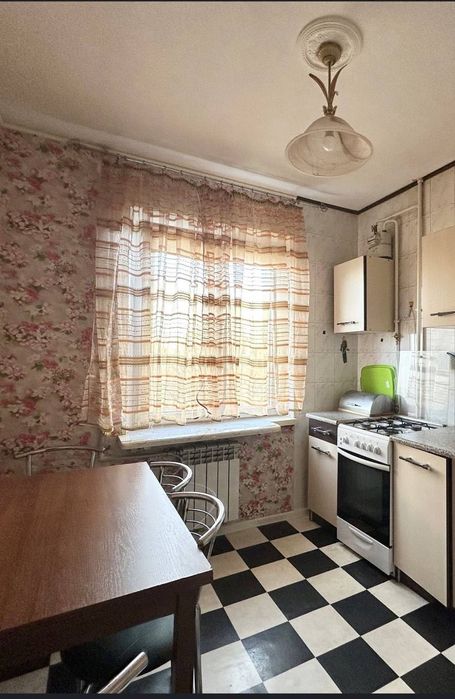 Продам 2х комн. квартиру п. Котовского, парк Добровольского