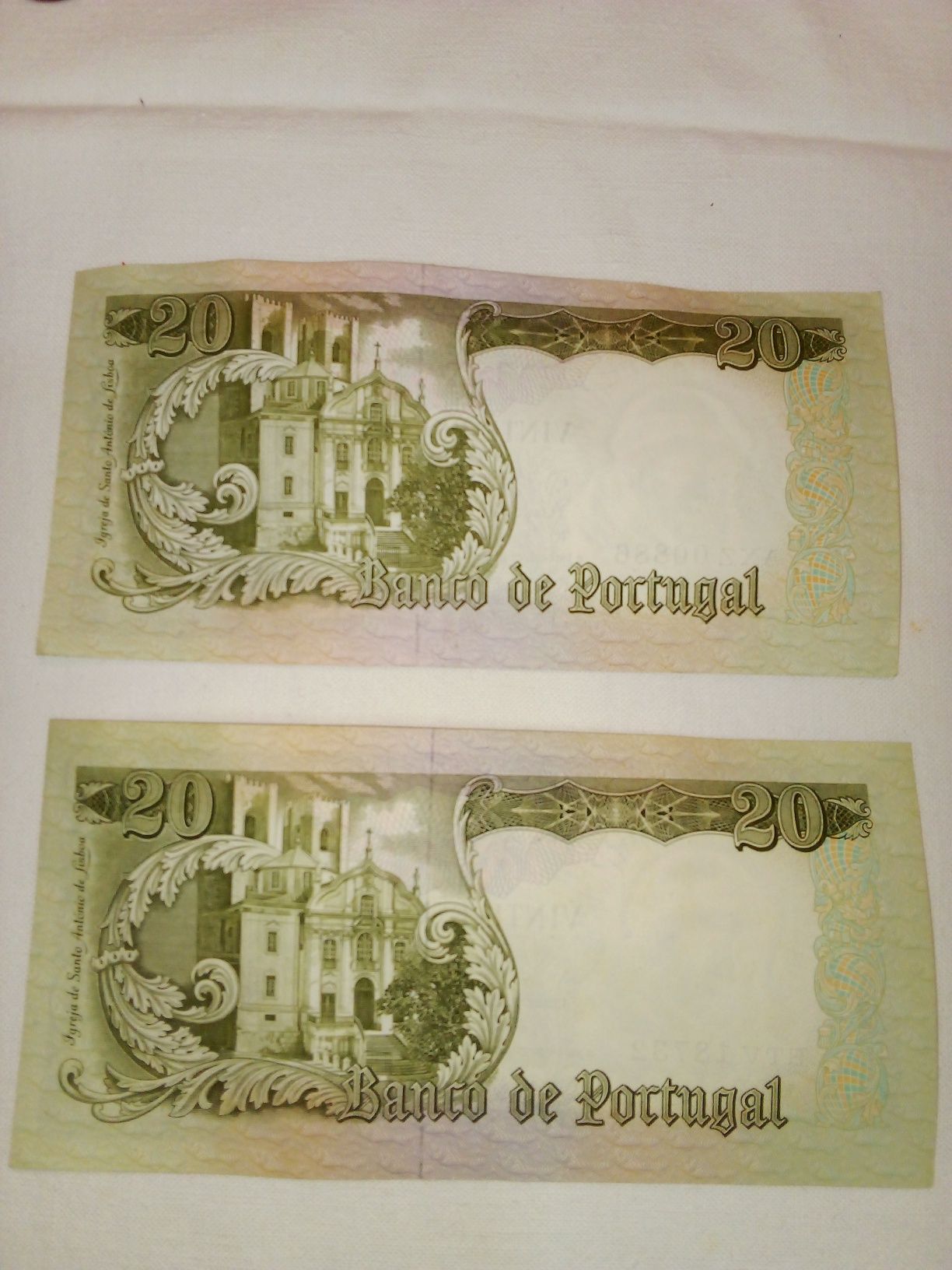 2 notas de 20 escudos