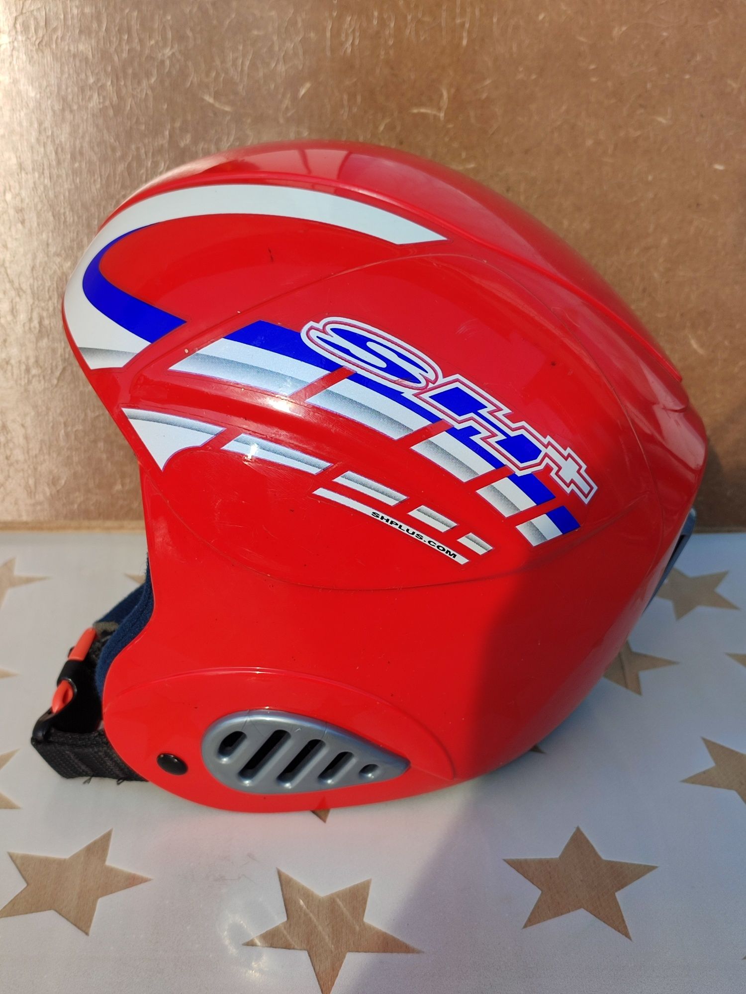 Шлем спортивний червоний