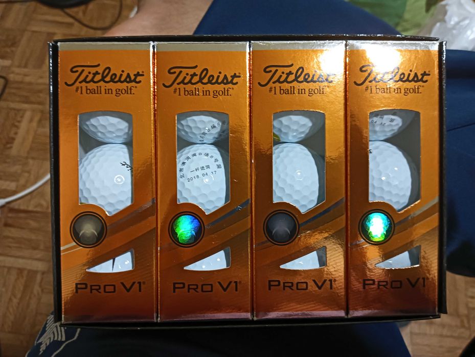 Bolas de golfe novas