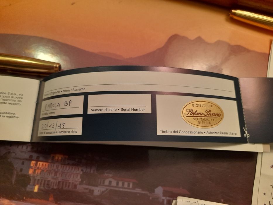 Caneta Rollerball Montegrapa Parola preto e platina