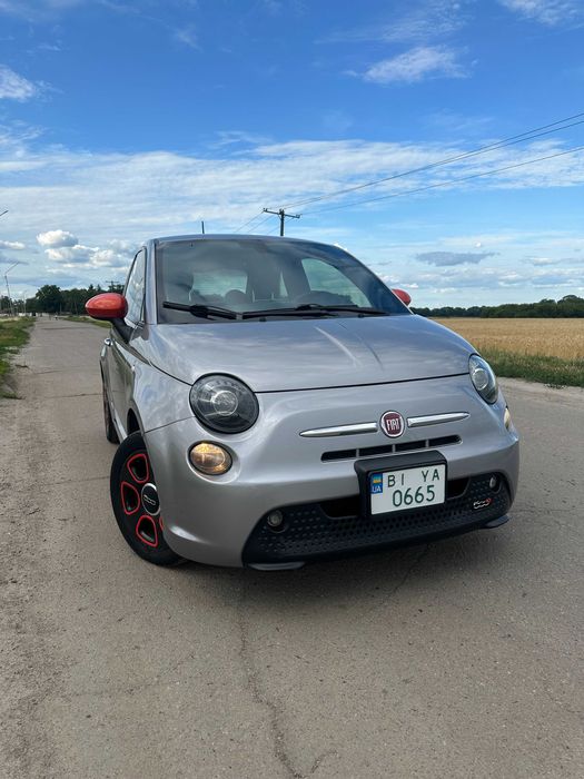 Продам Fiat 500e 2016