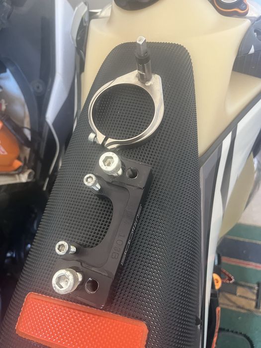 Suporte amortecedor scotts