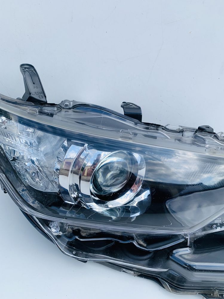 Lampy Lampa Reflektor Przód Prawa Lewa Toyota Auris II 2 Lift Soczewka