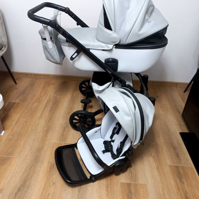 Дитяча коляска anex e/type, в гарному стані.