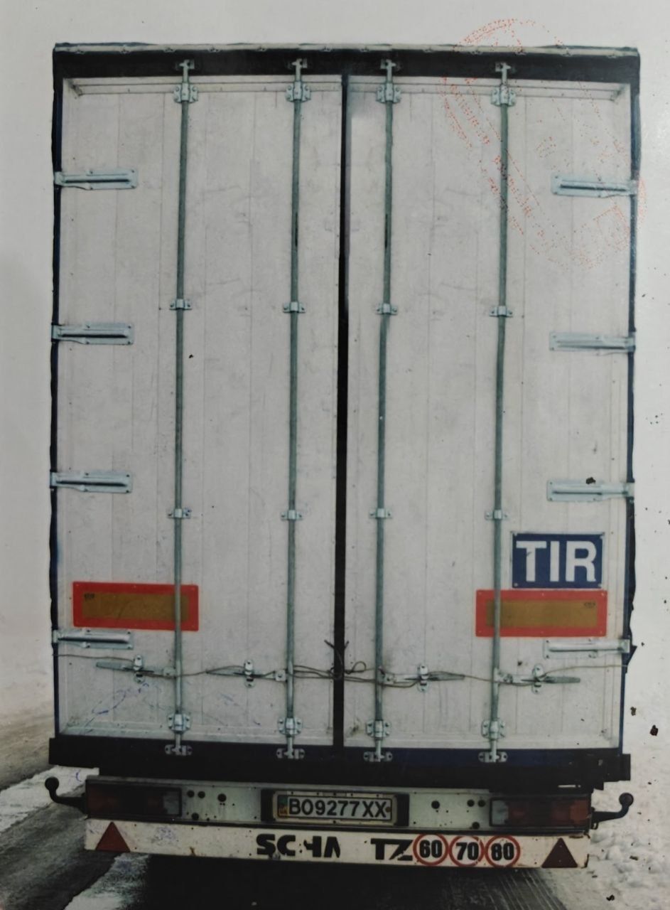 Продам напівпричіп SCHMITZ 2004р.