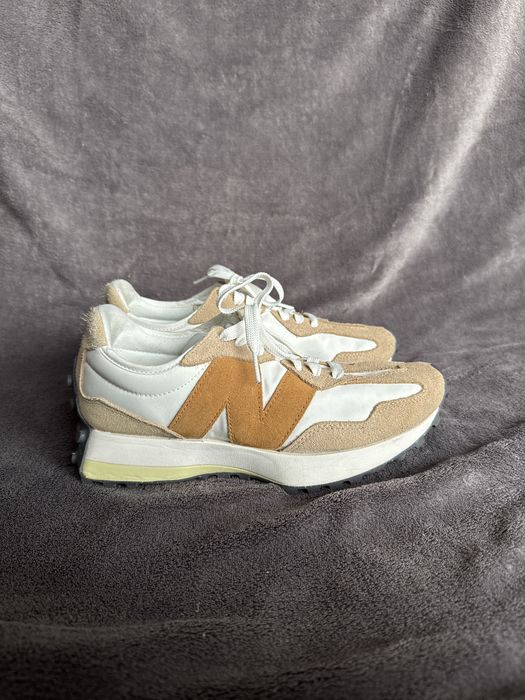 New Balance 327 beżowe