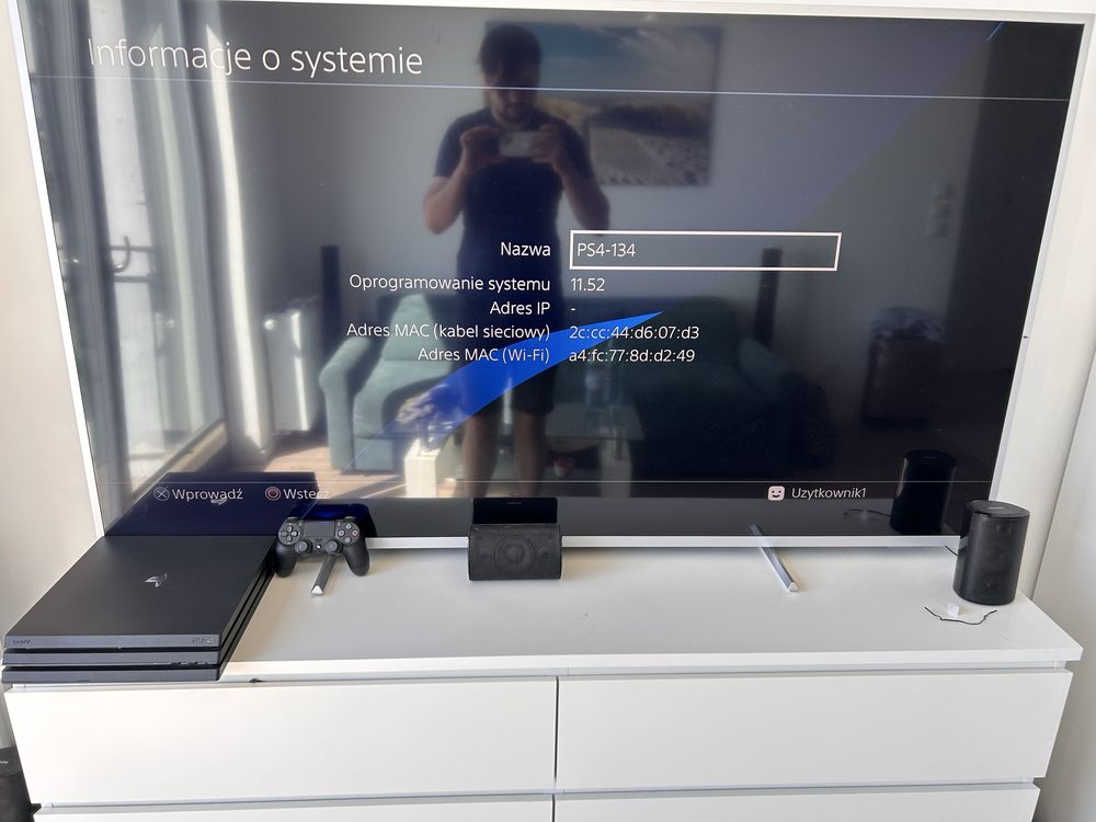 Konsola PS4 Pro 1TB + Pad DualShock4 V2