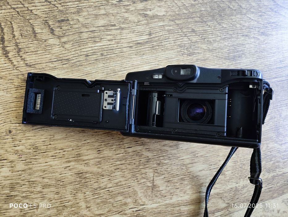 Плівковий фотоапарат Minolta,Chinon,Yashiga