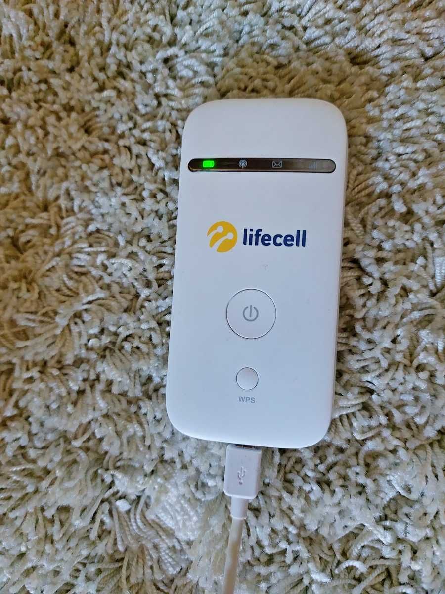 Мобільний 3G Wi-Fi роутер ZTE MF83M