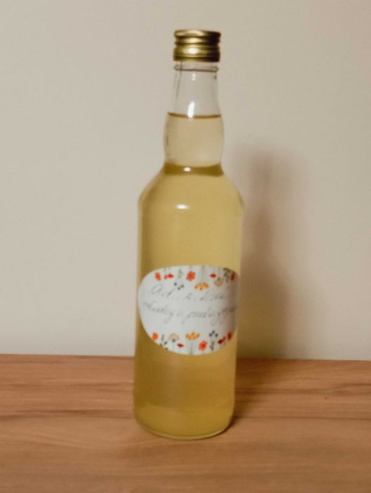 Naturalny dlugofermentujacy ocet z podagrycznika wykonany z pasja