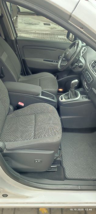 Renault grand scenic 3 2011 рік