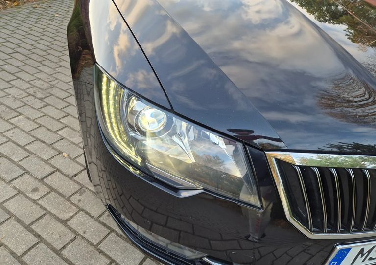 Skoda Superb Combi 2.0 TDI DSG Exclusive