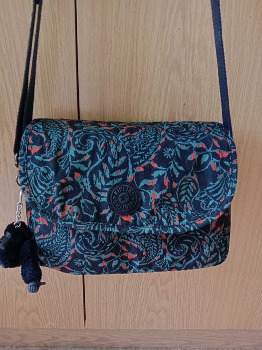 Сумка сумочка Kipling Fabretti натуральная кожа