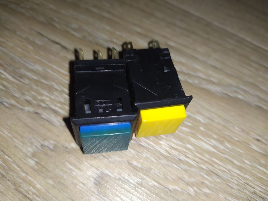 Кнопка вмикання. БУ.