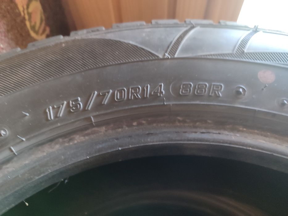 Шини Falken Espiria EPZ