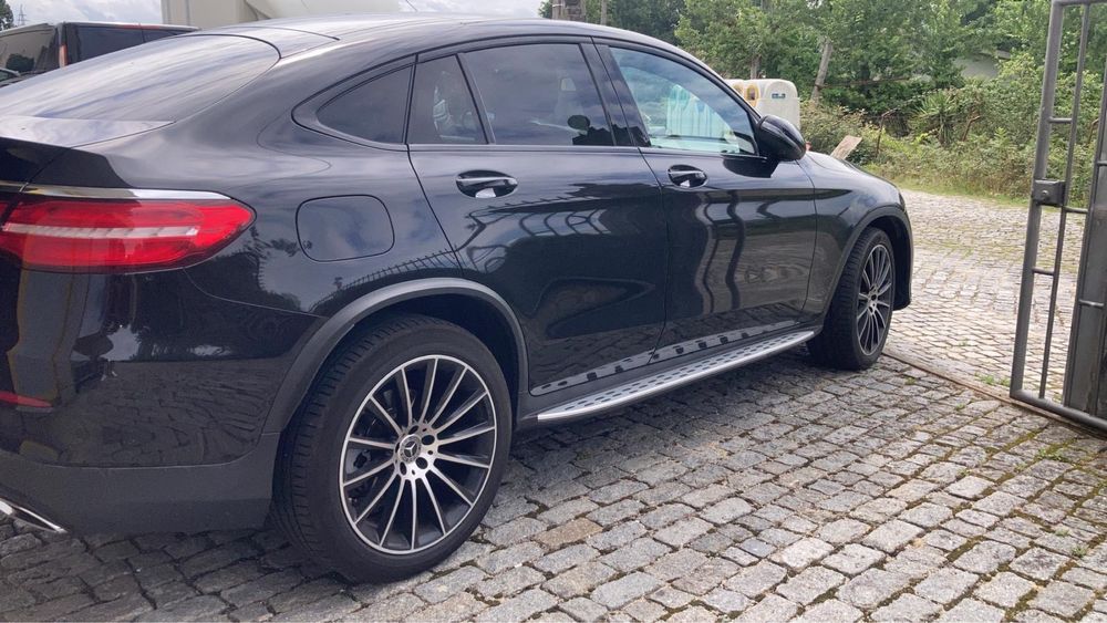 MERCEDES GLC 220 AMG COUPE