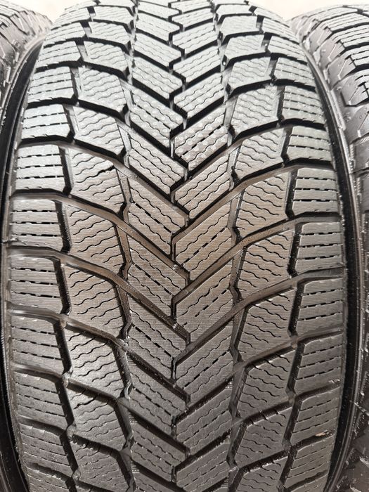 Шини Michelin 235/50/R19